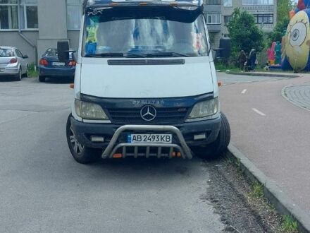 Мерседес Sprinter 2004 в Виннице на Automoto.ua Белый Мерседес Sprinter, объемом двигателя 2.1 л и пробегом 605 тыс. км за 7000 $, фото 1 на Automoto.ua