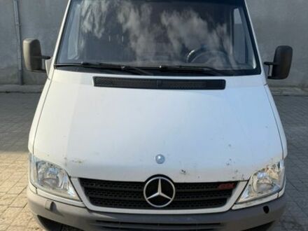 Белый Мерседес Sprinter, объемом двигателя 2.1 л и пробегом 499 тыс. км за 8300 $, фото 1 на Automoto.ua