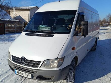 Білий Мерседес Sprinter, об'ємом двигуна 2.1 л та пробігом 655 тис. км за 10700 $, фото 1 на Automoto.ua