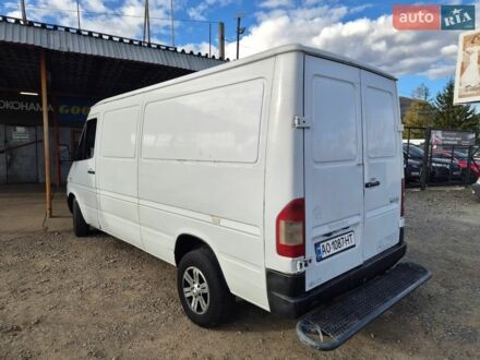 Белый Мерседес Sprinter, объемом двигателя 2.2 л и пробегом 299 тыс. км за 4800 $, фото 1 на Automoto.ua