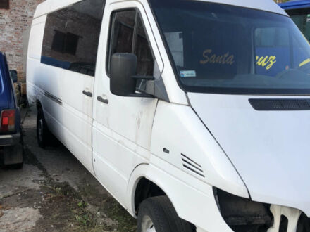 Білий Мерседес Sprinter, об'ємом двигуна 0 л та пробігом 100 тис. км за 7000 $, фото 1 на Automoto.ua