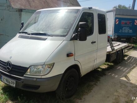 Белый Мерседес Sprinter, объемом двигателя 2.7 л и пробегом 539 тыс. км за 13999 $, фото 1 на Automoto.ua