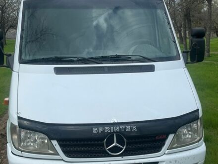 Білий Мерседес Sprinter, об'ємом двигуна 2.7 л та пробігом 920 тис. км за 14500 $, фото 1 на Automoto.ua