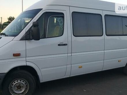 Белый Мерседес Sprinter, объемом двигателя 2.7 л и пробегом 600 тыс. км за 10300 $, фото 1 на Automoto.ua