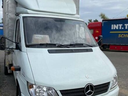 Мерседес Sprinter 2004 у Києві на Automoto.ua Білий Мерседес Sprinter, об'ємом двигуна 2.69 л та пробігом 500 тис. км за 13000 $, фото 1 на Automoto.ua