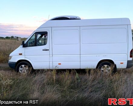 Білий Мерседес Sprinter, об'ємом двигуна 2.1 л та пробігом 736 тис. км за 9500 $, фото 2 на Automoto.ua