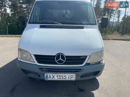 Белый Мерседес Sprinter, объемом двигателя 2.15 л и пробегом 300 тыс. км за 6500 $, фото 1 на Automoto.ua