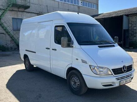 Мерседес Sprinter 2004 в Харькове на Automoto.ua Белый Мерседес Sprinter, объемом двигателя 2.69 л и пробегом 755 тыс. км за 9000 $, фото 1 на Automoto.ua