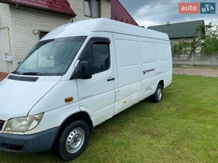 Белый Мерседес Sprinter, объемом двигателя 2.1 л и пробегом 683 тыс. км за 6200 $, фото 1 на Automoto.ua