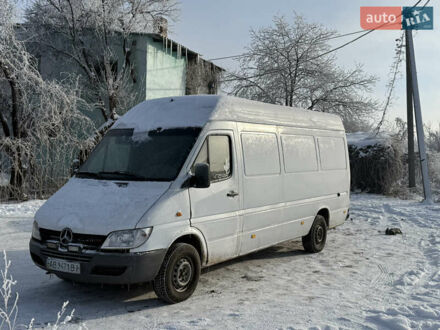 Білий Мерседес Sprinter, об'ємом двигуна 2.2 л та пробігом 300 тис. км за 3500 $, фото 1 на Automoto.ua