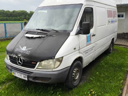 Білий Мерседес Sprinter, об'ємом двигуна 0 л та пробігом 450 тис. км за 4300 $, фото 1 на Automoto.ua