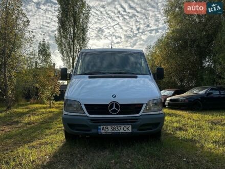 Белый Мерседес Sprinter, объемом двигателя 2.15 л и пробегом 333 тыс. км за 7100 $, фото 1 на Automoto.ua