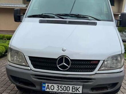Мерседес Sprinter 2004 в Тячеве на Automoto.ua Белый Мерседес Sprinter, объемом двигателя 2.2 л и пробегом 458 тыс. км за 7800 $, фото 1 на Automoto.ua