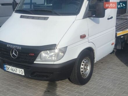 Белый Мерседес Sprinter, объемом двигателя 2.2 л и пробегом 381 тыс. км за 9900 $, фото 1 на Automoto.ua