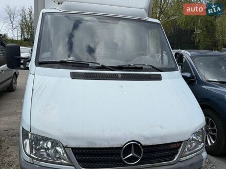 Белый Мерседес Sprinter, объемом двигателя 2.15 л и пробегом 433 тыс. км за 10000 $, фото 1 на Automoto.ua