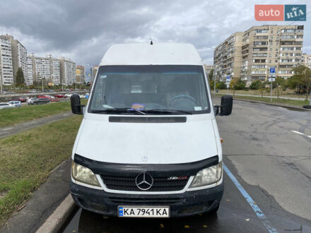 Мерседес Sprinter 2004 в Киеве на Automoto.ua Белый Мерседес Sprinter, объемом двигателя 2.69 л и пробегом 550 тыс. км за 5800 $, фото 1 на Automoto.ua