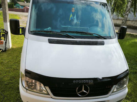 Білий Мерседес Sprinter, об'ємом двигуна 2.69 л та пробігом 999 тис. км за 5000 $, фото 1 на Automoto.ua