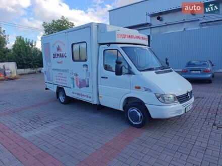Белый Мерседес Sprinter, объемом двигателя 2.7 л и пробегом 430 тыс. км за 7700 $, фото 1 на Automoto.ua