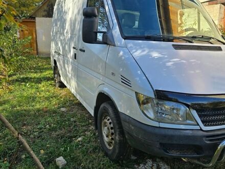 Белый Мерседес Sprinter, объемом двигателя 2.15 л и пробегом 780 тыс. км за 7500 $, фото 1 на Automoto.ua