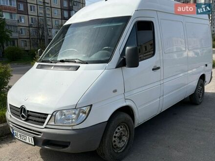 Белый Мерседес Sprinter, объемом двигателя 0 л и пробегом 375 тыс. км за 8300 $, фото 1 на Automoto.ua