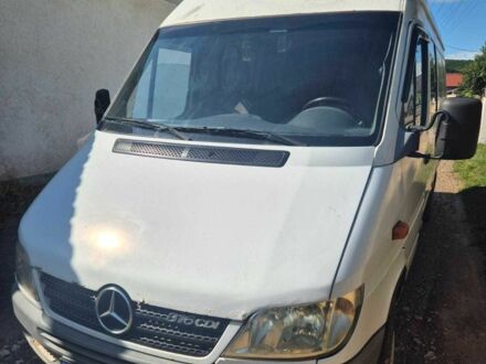 Белый Мерседес Sprinter, объемом двигателя 2.7 л и пробегом 2 тыс. км за 7700 $, фото 1 на Automoto.ua