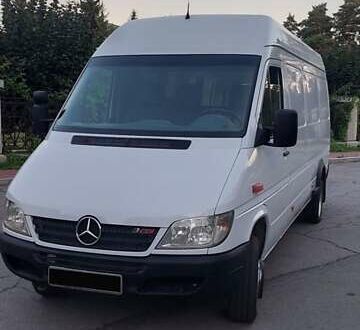 Мерседес Sprinter 2004 в Умани на Automoto.ua Белый Мерседес Sprinter, объемом двигателя 0 л и пробегом 5 тыс. км за 15500 $, фото 1 на Automoto.ua