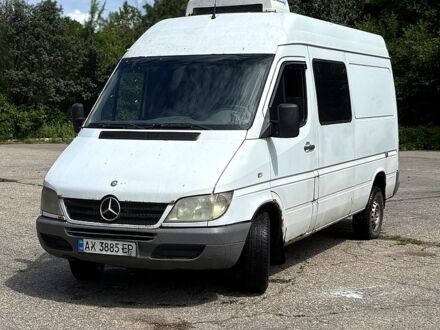 Белый Мерседес Sprinter, объемом двигателя 2.1 л и пробегом 550 тыс. км за 7000 $, фото 1 на Automoto.ua