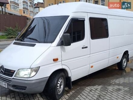 Белый Мерседес Sprinter, объемом двигателя 2.7 л и пробегом 200 тыс. км за 11300 $, фото 1 на Automoto.ua