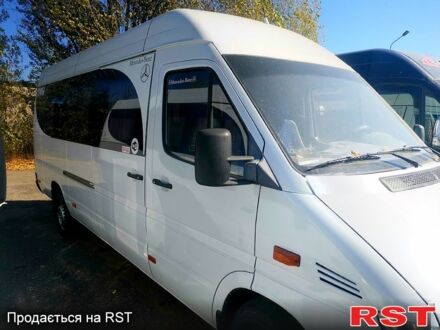 Білий Мерседес Sprinter, об'ємом двигуна 2.7 л та пробігом 454 тис. км за 13000 $, фото 1 на Automoto.ua