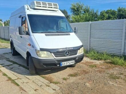 Белый Мерседес Sprinter, объемом двигателя 2.15 л и пробегом 477 тыс. км за 9200 $, фото 1 на Automoto.ua