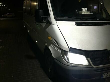 Білий Мерседес Sprinter, об'ємом двигуна 2.2 л та пробігом 650 тис. км за 7500 $, фото 1 на Automoto.ua