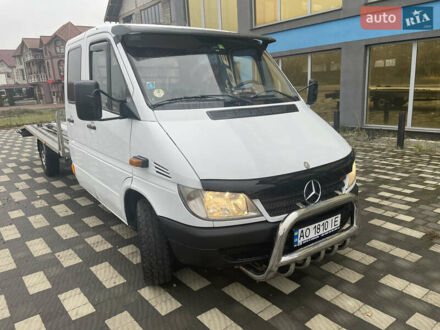Мерседес Sprinter 2004 в Тячеве на Automoto.ua Белый Мерседес Sprinter, объемом двигателя 2.2 л и пробегом 250 тыс. км за 12000 $, фото 1 на Automoto.ua