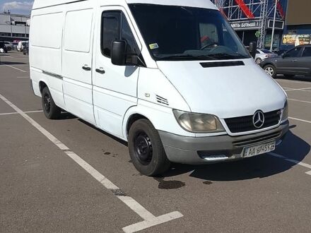 Белый Мерседес Sprinter, объемом двигателя 2.2 л и пробегом 937 тыс. км за 7900 $, фото 1 на Automoto.ua
