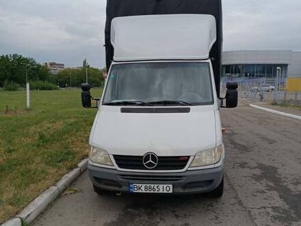 Белый Мерседес Sprinter, объемом двигателя 2.69 л и пробегом 238 тыс. км за 13500 $, фото 1 на Automoto.ua