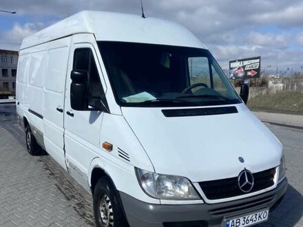 Белый Мерседес Sprinter, объемом двигателя 0 л и пробегом 700 тыс. км за 5500 $, фото 1 на Automoto.ua