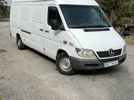 Мерседес Sprinter 2004 в Калиновке на Automoto.ua Белый Мерседес Sprinter, объемом двигателя 2.2 л и пробегом 500 тыс. км за 8800 $, фото 1 на Automoto.ua