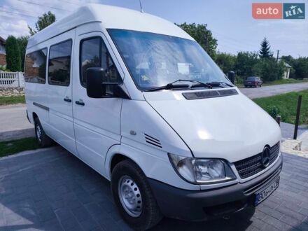 Білий Мерседес Sprinter, об'ємом двигуна 2.15 л та пробігом 310 тис. км за 9500 $, фото 1 на Automoto.ua