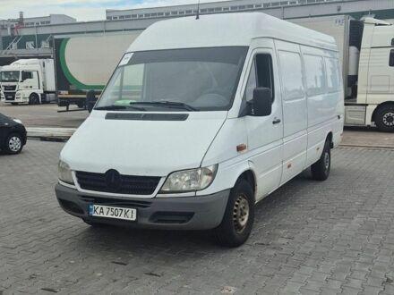 Білий Мерседес Sprinter, об'ємом двигуна 2.15 л та пробігом 300 тис. км за 7000 $, фото 1 на Automoto.ua