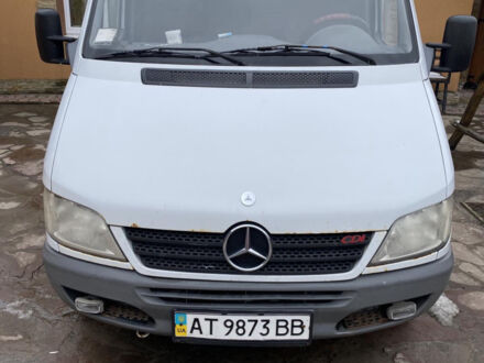 Белый Мерседес Sprinter, объемом двигателя 0 л и пробегом 373 тыс. км за 5900 $, фото 1 на Automoto.ua