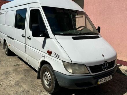 Белый Мерседес Sprinter, объемом двигателя 2.15 л и пробегом 542 тыс. км за 8500 $, фото 1 на Automoto.ua