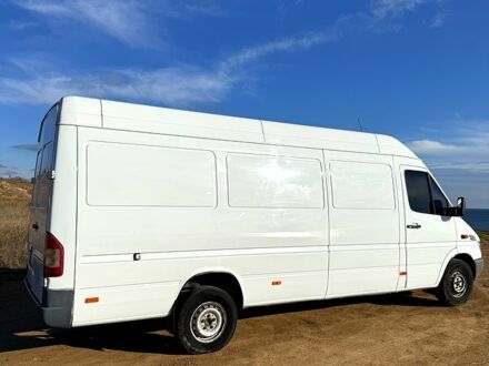 Білий Мерседес Sprinter, об'ємом двигуна 2.2 л та пробігом 415 тис. км за 9500 $, фото 1 на Automoto.ua