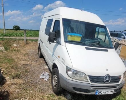 Білий Мерседес Sprinter, об'ємом двигуна 2.1 л та пробігом 600 тис. км за 1800 $, фото 1 на Automoto.ua