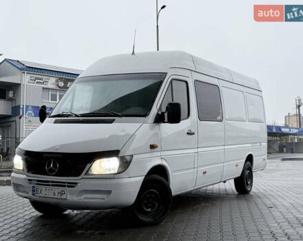 Белый Мерседес Sprinter, объемом двигателя 2.15 л и пробегом 480 тыс. км за 7400 $, фото 1 на Automoto.ua