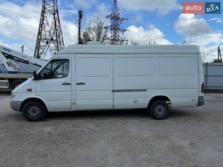 Белый Мерседес Sprinter, объемом двигателя 2.15 л и пробегом 412 тыс. км за 7600 $, фото 1 на Automoto.ua