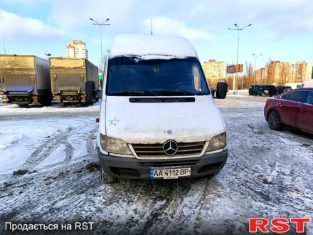 Белый Мерседес Sprinter, объемом двигателя 2.1 л и пробегом 294 тыс. км за 8500 $, фото 1 на Automoto.ua