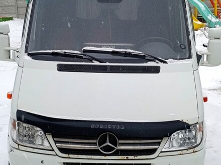 Белый Мерседес Sprinter, объемом двигателя 2.2 л и пробегом 98000 тыс. км за 8500 $, фото 1 на Automoto.ua