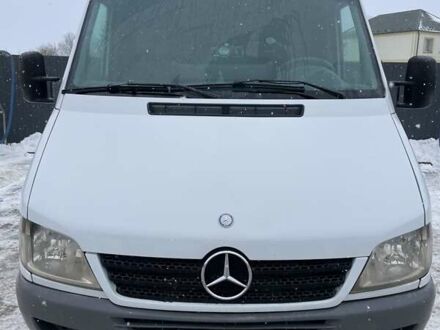 Белый Мерседес Sprinter, объемом двигателя 2.15 л и пробегом 516 тыс. км за 8500 $, фото 1 на Automoto.ua