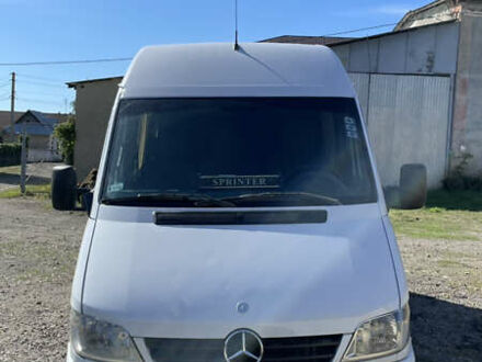 Мерседес Sprinter 2005 у Заставной на Automoto.ua Білий Мерседес Sprinter, об'ємом двигуна 2.15 л та пробігом 1 тис. км за 9600 $, фото 1 на Automoto.ua