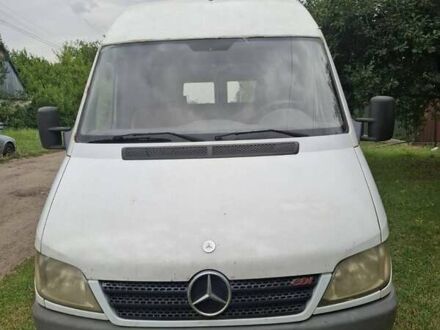 Мерседес Sprinter 2005 в Запорожье на Automoto.ua Белый Мерседес Sprinter, объемом двигателя 2.1 л и пробегом 360 тыс. км за 6299 $, фото 1 на Automoto.ua