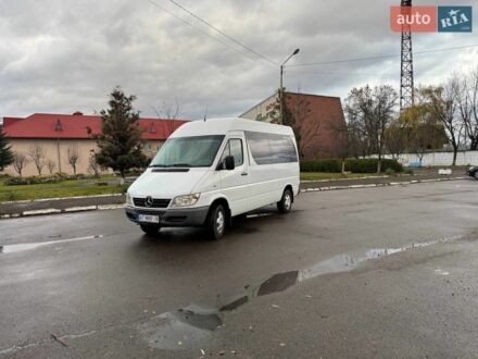 Білий Мерседес Sprinter, об'ємом двигуна 2.7 л та пробігом 665 тис. км за 12500 $, фото 1 на Automoto.ua